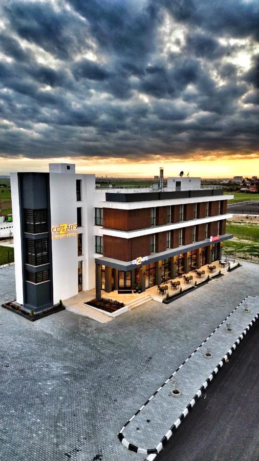 Cezar'S Airport Hotel Nicosia Exteriör bild